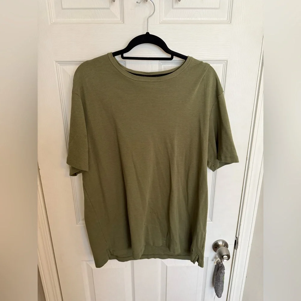 Banana Republic size XXL. Green/olive. Worn once.